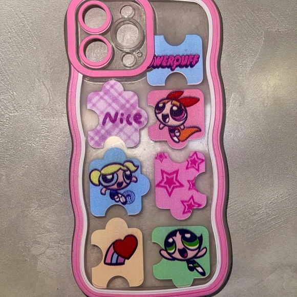 Hello Kitty IPhone case - Picture 2 of 6